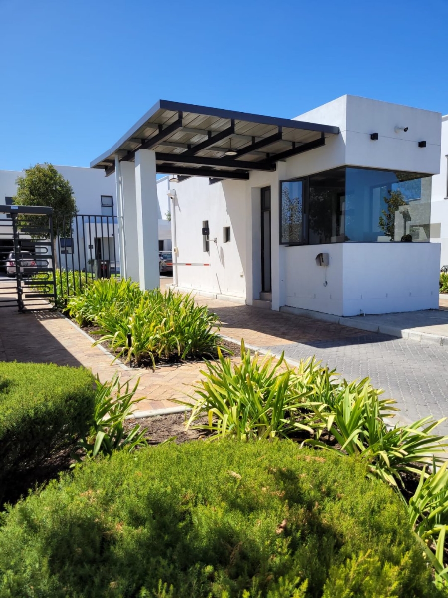 To Let 4 Bedroom Property for Rent in Croydon Gardens Estate Western Cape